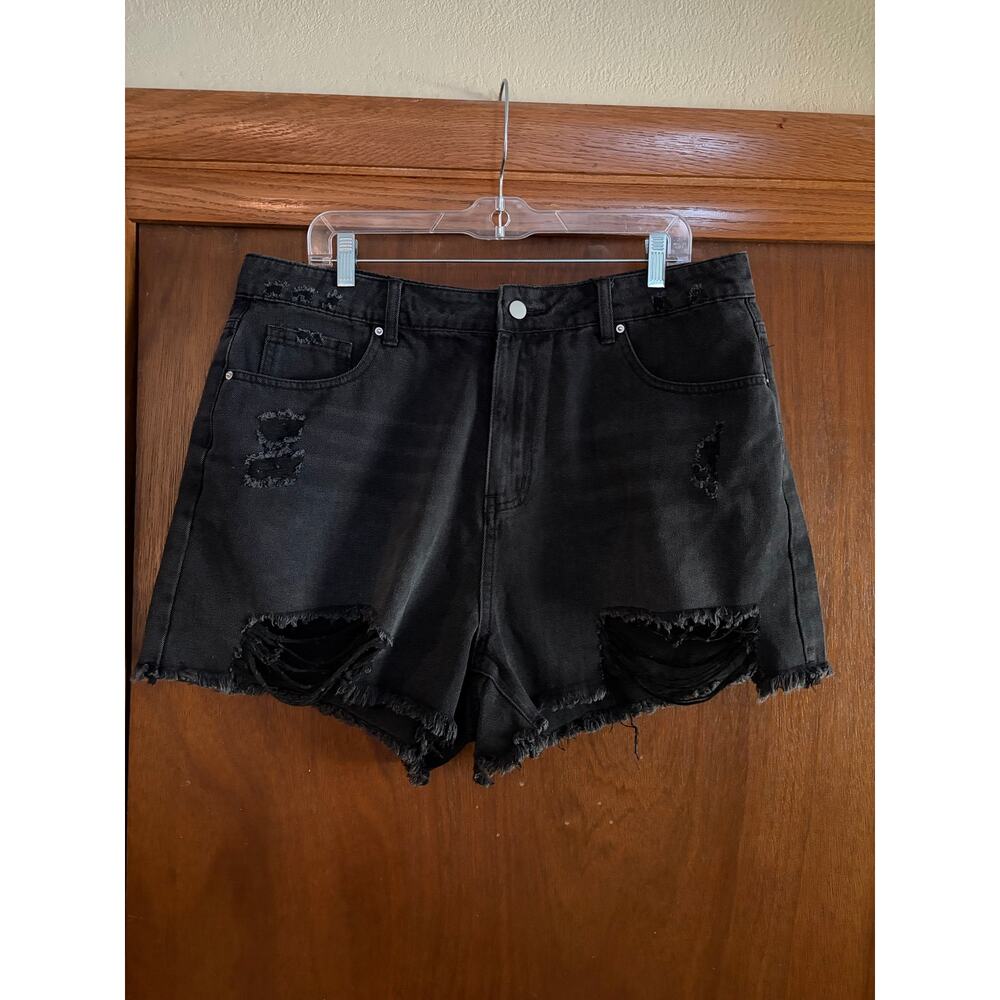 Cider Black Distressed Denim Shorts Plus Size 1XL Raw Hem Grunge Y2K